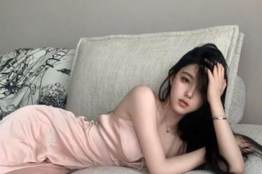 震惊！卢昱晓因片场不当行为塌房网友热议职业素养问题