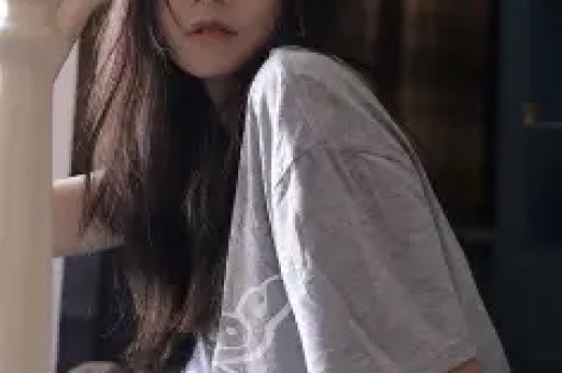 38岁张雨绮近况曝光！经历2段失败婚姻如今直播情绪失控引热议